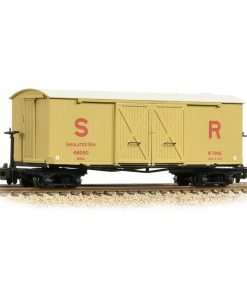 Bachmann Narrow Gauge 393-030 Bogie covered goods wagon in SR cream (OO9 Gauge)