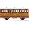 Hornby R40104A GNR, 4 Wheel Coach, 3rd Class, 1505 Fitted Lights new tooling (OO Gauge)