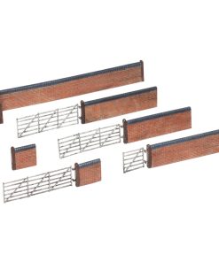 Graham Farish 42-107 Red Brick Walls and Gates (N Gauge)