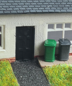 Gaugemaster Kestrel GMKD85 Wheelie Bins 4pcs (Pre-Built)