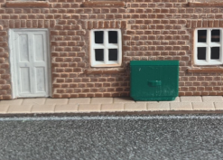 Gaugemaster Kestrel GMKD86 Telecoms Cabinets 3pcs (Pre-Built)