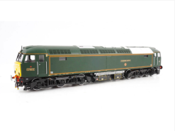 Heljan 5711 Class 57 57604 'Pendennis Castle' in GWR green with depot embellishments (OO Gauge)