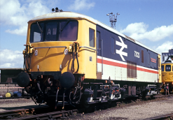 Gaugemaster Collection GM2210210 Class 73 73123 'Gatwick Express' in Intercity Executive with large numbers (N Gauge) Free Postage