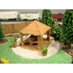 Railway Miniatures RMHO:007 Summer House #2 (HO/OO Scale)