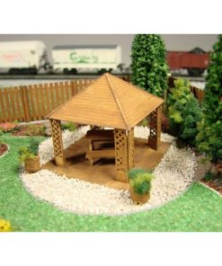 Railway Miniatures RMHO:007 Summer House #2 (HO/OO Scale)