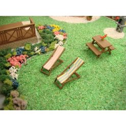 Railway Miniatures RMHO:030 Foldings Chairs (HO/OO Scale)
