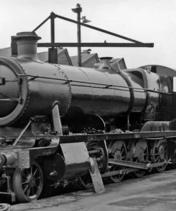 Dapol 4S-009-001 Class 28xx/ 2884 2-8-0 2831 in GWR lined green with Great Western lettering Dcc Ready (OO Gauge) Free Postage