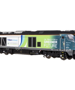 Dapol 4D-022-028 Class 68 68014 in Chiltern Railways Biofuel 'On Track for a Greener Future' white & green Dcc Ready (OO Gauge)