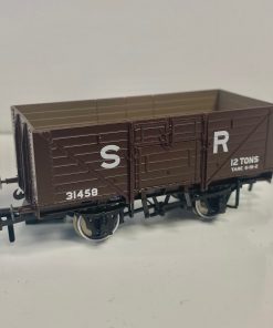 Rapido Trains 940003 8 plank open wagon diagram D1379 in SR brown (pre-1936) - 31458 (OO Gauge)