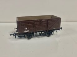 Rapido Trains 940014 8 plank open wagon diagram D1379 in SR brown (post-1936) - 33255 (OO Gauge)