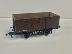 Rapido Trains 940026 8 plank open wagon diagram D1379 in SR brown with BR lettering - S36194 (OO Gauge)