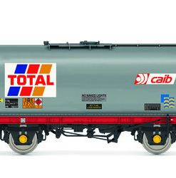 Hornby R60258 Total, TTA Tank Wagon Triple Pack - Era 7 (OO Gauge)