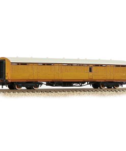 Graham Farish 374-860 LNER Thompson Full Brake LNER Teak Effect (N Gauge)