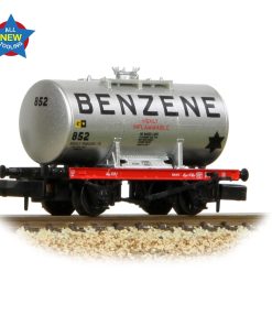 Graham Farish 378-000 14T Anchor-Mounted Tank Wagon 'Benzene' Silver (N Gauge)