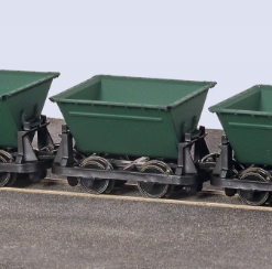 Peco GR-333 OO-9 V-Skip Hudson Ruggas, Green (OO9 Gauge)