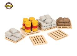 Ratio 514 Pallets, Sacks and Barrels (OO Gauge)