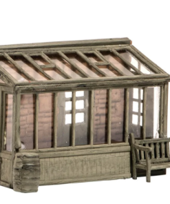 Wills Kits SS24 Conservatory and Garden Seat and Water Butt (OO Gauge)