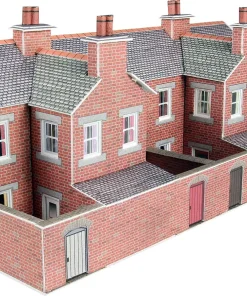 Metcalfe PN176 Low Relief Red Brick Terraced House Backs (N Gauge)