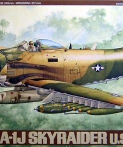 Tamiya 61073 Douglas A-1J Skyraider USAF (1:48 Scale)