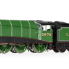 Hornby R30406 LNER - Streamlined B17 - 2870 'City of London' (ERA 3) Dcc Ready 21 Pin (OO Gauge) Free Postage