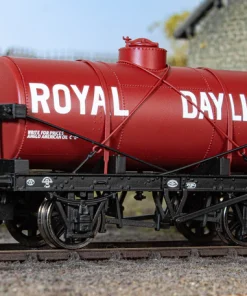 Oxford Rail OR76TK2010 12T Tank Wagon - Royal Daylight No.745 (OO Gauge)