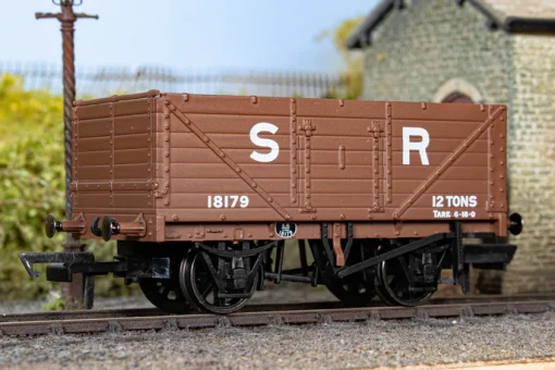Oxford Rail OR76MW7035 7 Plank Mineral Wagon SR18179 (OO Gauge)