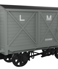 Rapido Trains 976007 CR Dia.67 10t Van – LMS (pre-36) No.300682 Era 3 (OO Gauge)
