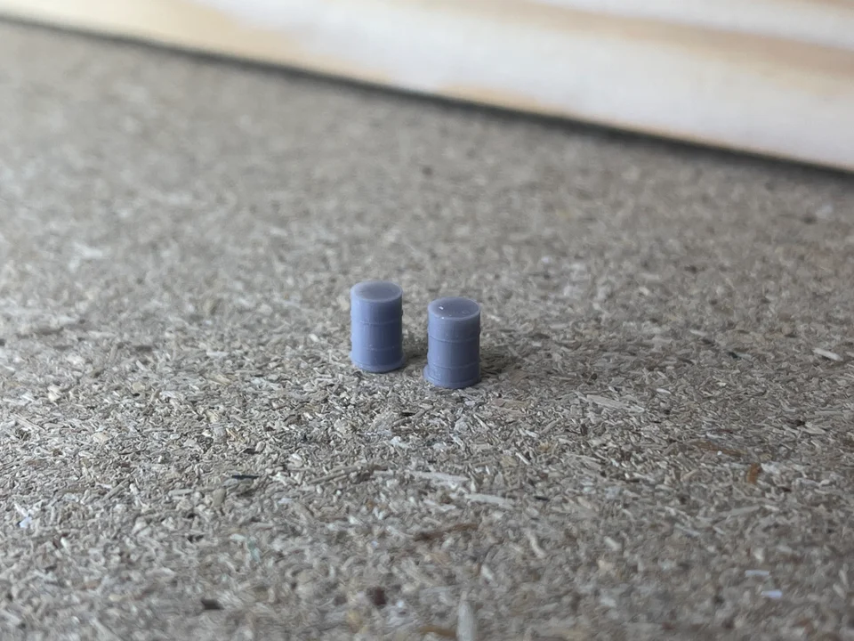 Rusty Rails Modelling RRM048 Oil Drums Pack of 20 (N Gauge) - Image 2