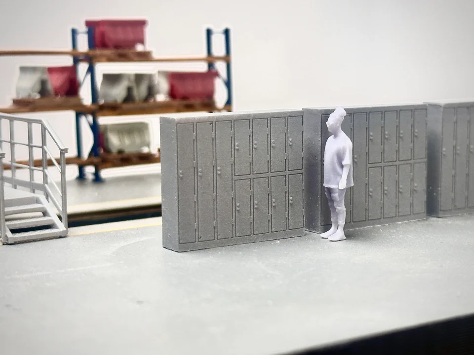 Rusty Rails Modelling RRM151 Lockers Pack of 3 (OO Gauge) - Image 2