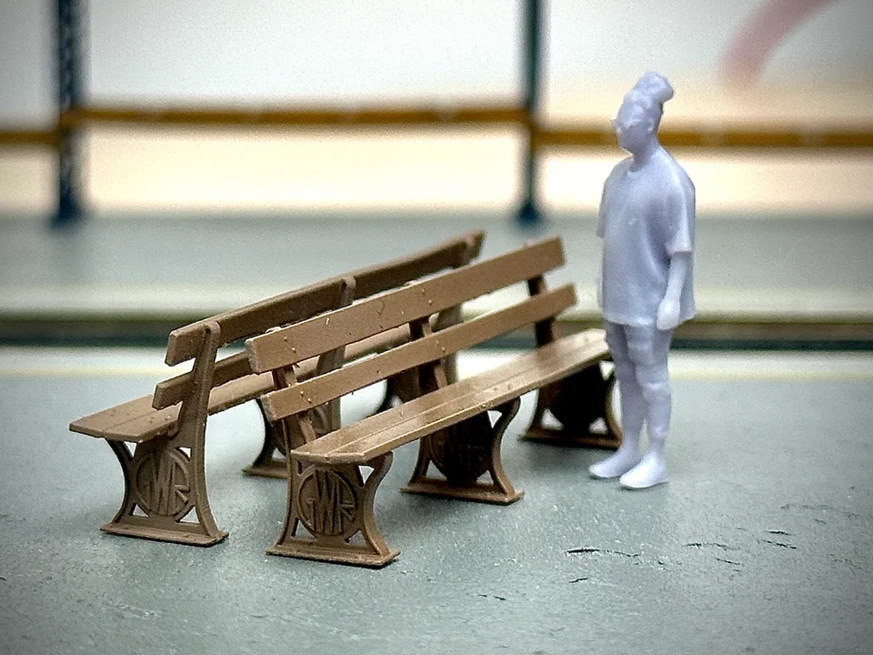 Rusty Rails Modelling RRM153 GWR Benches Pack of 4 (OO Gauge) - Image 2