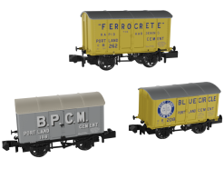 Rapido Trains 961010 Not Quite Minks – Cement Vans Triple Pack (N Gauge)