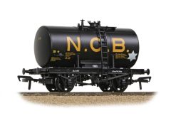 Bachmann Branchline 38-784 14T Anchor-Mounted Tank Wagon 'NCB' Black (OO Gauge)