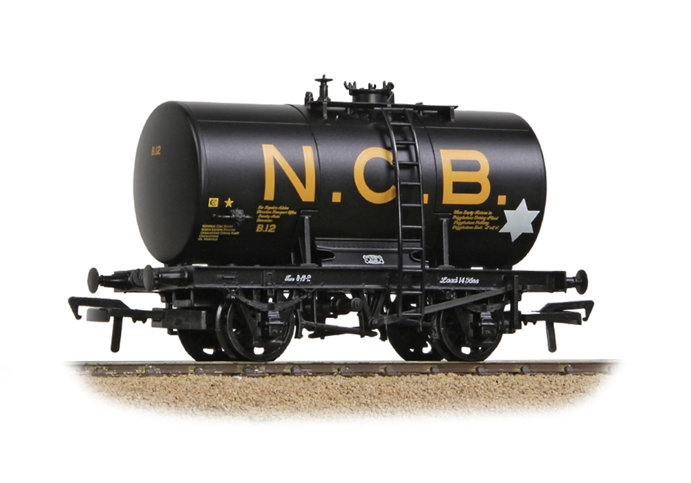 Bachmann Branchline 38-784 14T Anchor-Mounted Tank Wagon 'NCB' Black (OO Gauge)