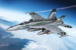 Academy 12565 US Navy F/A-18E Chippy Ho Fighter Aircraft (1:72 Scale)