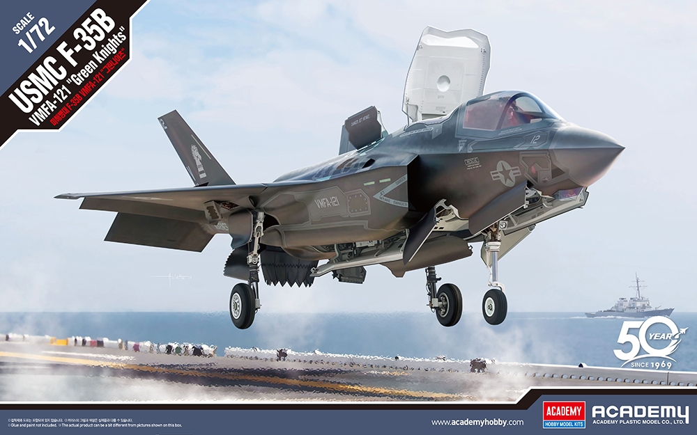 Academy 12569 US Navy F-35B Lightning II VMFA-121 Green Knights Fighter Aircraft (1:72 Scale)
