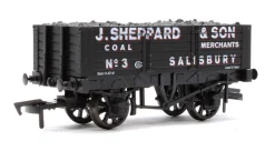 Dapol 4F-052-037 OO Gauge 5 Plank Wagon 9' Wheelbase J Sheppard 3 (OO Gauge)