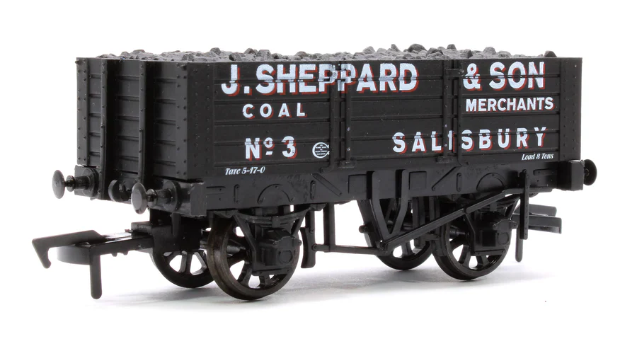 Dapol 4F-052-037 OO Gauge 5 Plank Wagon 9' Wheelbase J Sheppard 3 (OO Gauge)