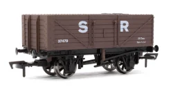 Dapol 4F-071-180 OO Gauge 7 Plank Wagon SR 37479 (OO Gauge)