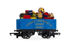 Hornby R60330 2026 Christmas Wagon (OO Gauge)