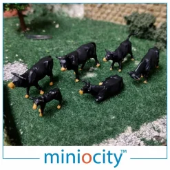 Miniocity 076-508 Black Cows Pack of 6 (OO Gauge)