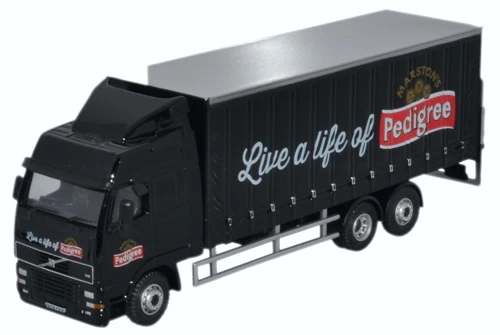 Oxford Diecast 76VOL02CL Marstons Volvo FH Curtainside Lorry (1:76 Scale)