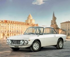 Italeri 3619 Lancia Fulvia Coupè 1.6HF "Fanalone" (1:24 Scale)